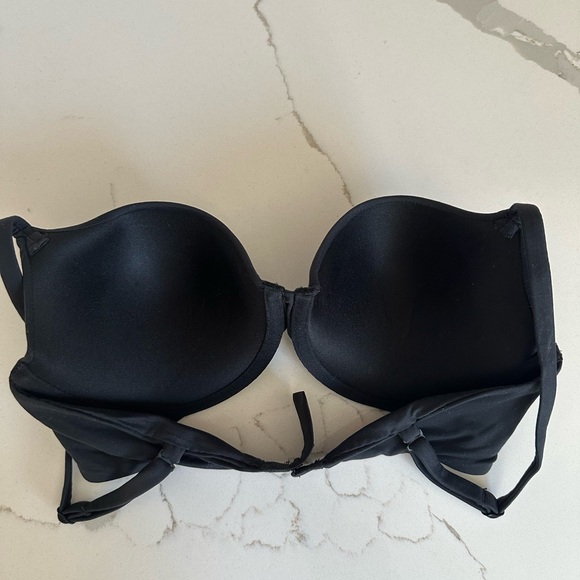 BNWT SKIMS FITS EVERYBODY PUSH UP BRA, SIZE 32D COLOR BLACK - Picture 2 of 3